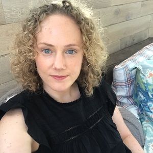 Meet your Posher, Eva